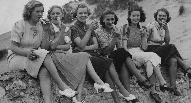 Ce au purtat femeile în anii 1930?
