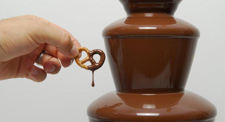 Cât de mult ulei pui într-o fantă de ciocolată?