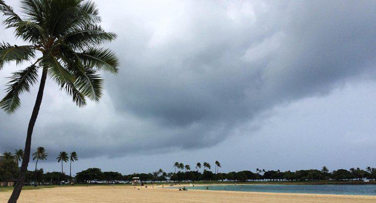 Când este sezonul uraganului în Hawaii?