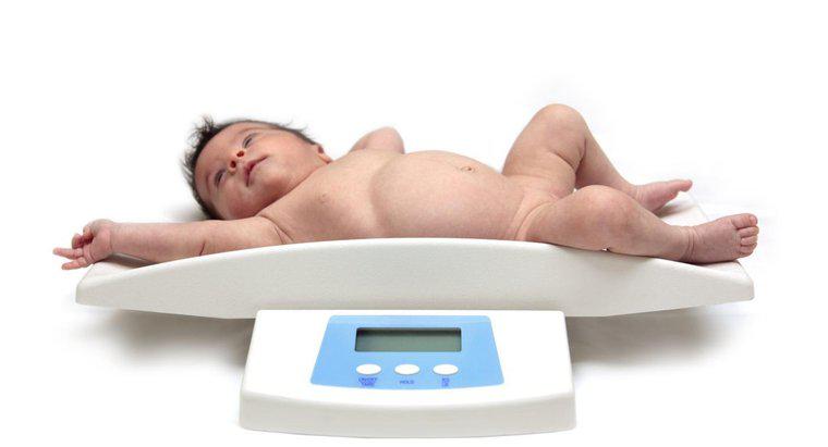Care este greutatea medie a unui copil de 6 luni?