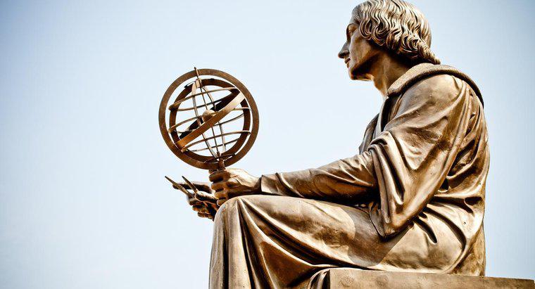 De ce este renumitul Nicolaus Copernicus?