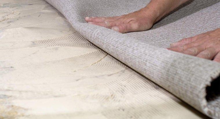 Care este procesul de reparare a covorului cu adeziv?