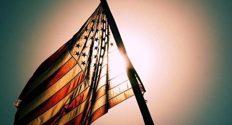 De ce este atât de important steagul american?