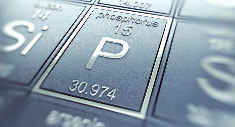 Cât de multe electroni are fosforul?