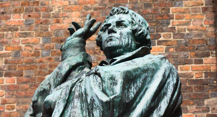 De ce Martin Luther a scris "nouăzeci și cinci de teze?"
