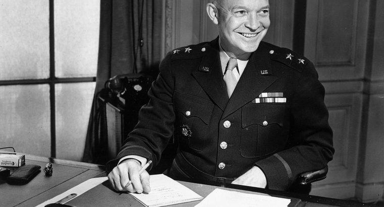 Cum a obținut Eisenhower numele "Ike"?
