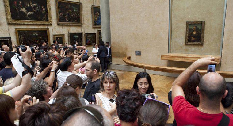 Cum a devenit Mona Lisa faimos?
