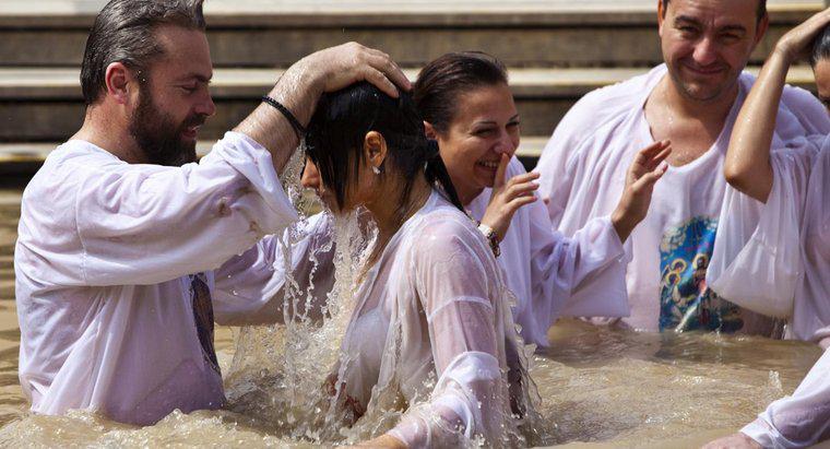 Ce este un botez pentru adulți?