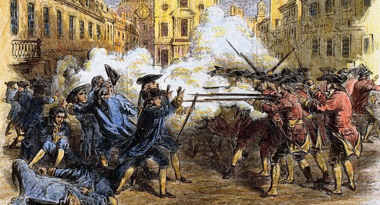 Care sunt unele aspecte importante despre masacrul din 1770 din Boston?