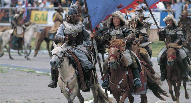 Când Mongolii au invadat China?