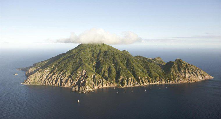 Care este cea mai mică insulă din Caraibe?