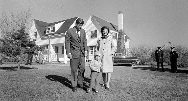 Câți copii au avut John F. Kennedy?