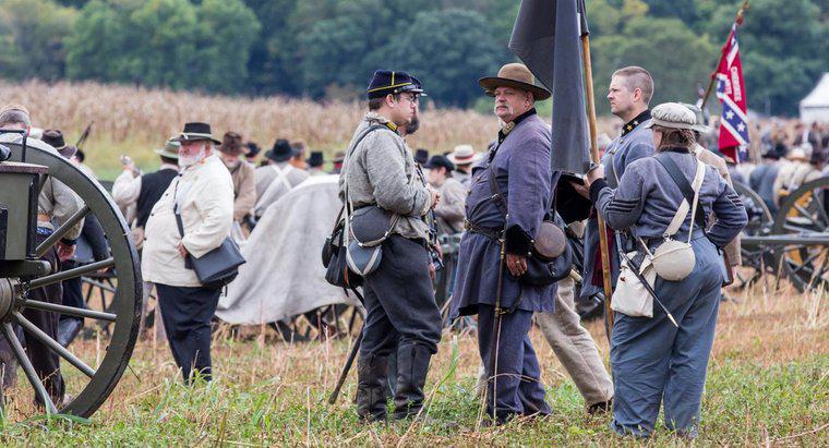 Care erau cele două părți ale războiului civil american?