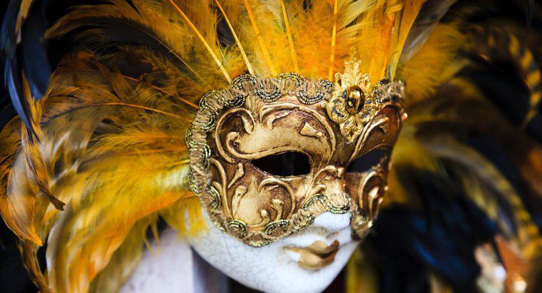 Ce sărbătorește Carnavalul?