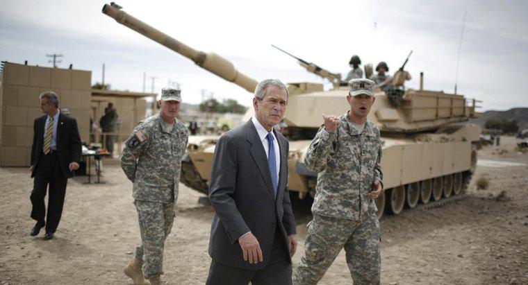 De ce George W. Bush declară război împotriva Irakului?