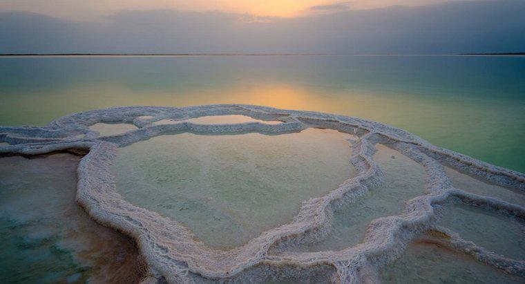 De ce Marea Moartă este atât de sărată?