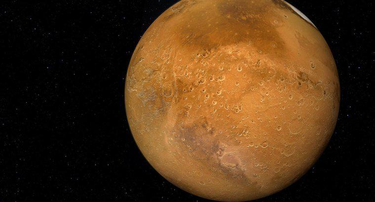 De ce este Marte numit "Planeta Roșie"?