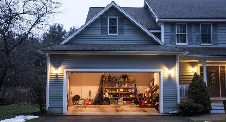 Care este dimensiunea unui garaj tipic?