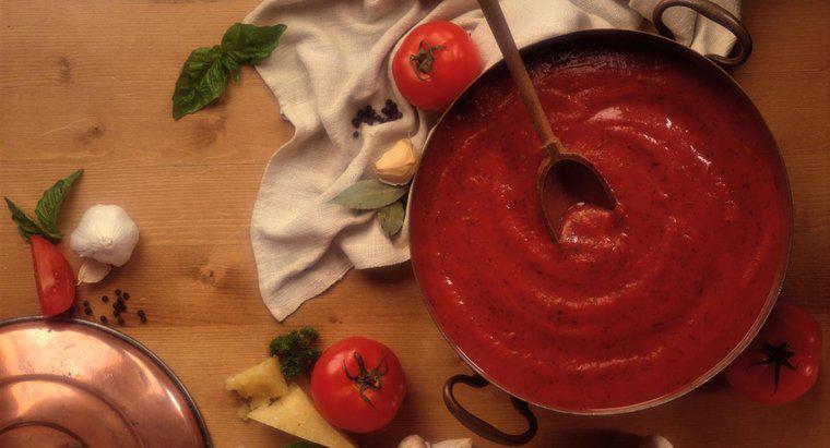 Care este diferența dintre tomate Puree și Passata?