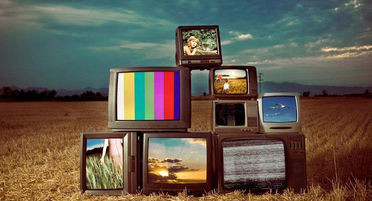 Când a ieșit primul televizor color?