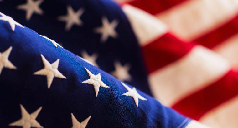 Cine a creat steagul american de 50 de stele?