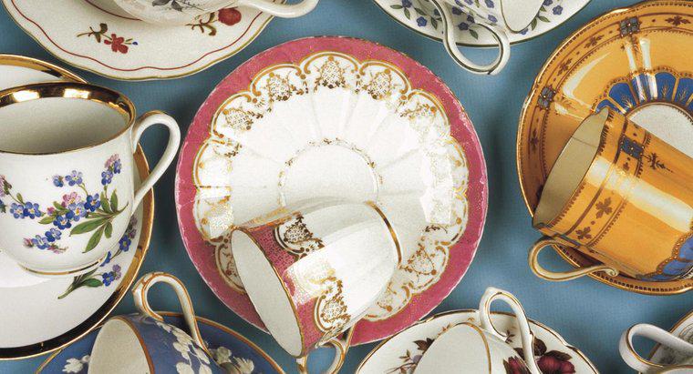 Care este valoarea ceștilor de ceai antic?