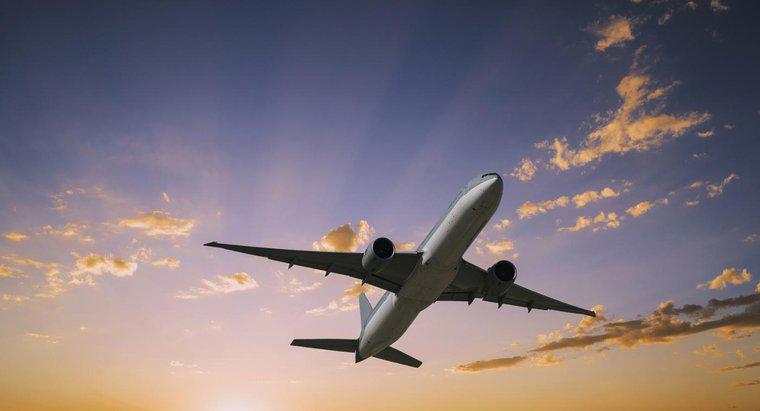 Care este politica de rambursare a biletelor de avion Allegiant?