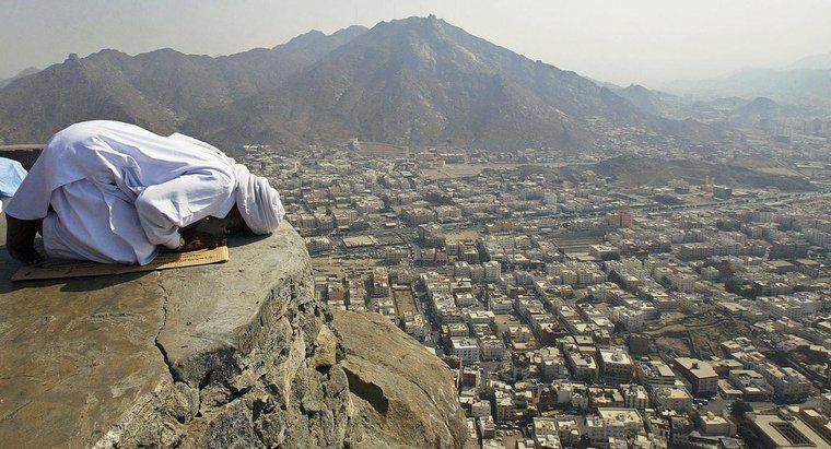 De ce oamenii fac pelerinaje în Mecca?