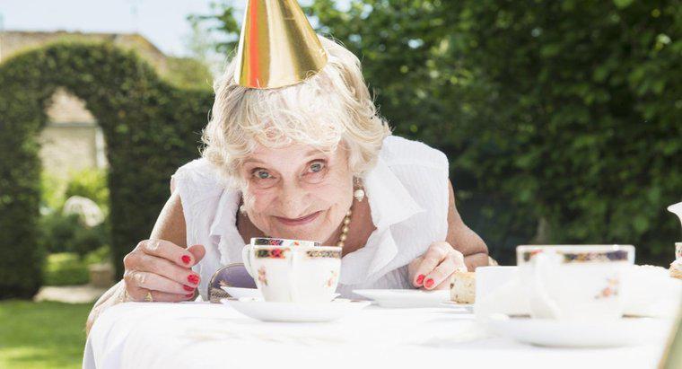 Ce este o temă bună pentru o petrecere de 60 de ani de naștere?