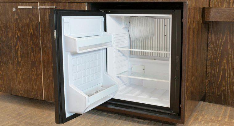 Cât de multă electricitate utilizează o frigider mini?