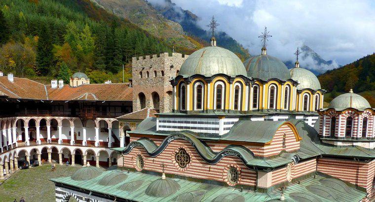 Care este principala religie în Bulgaria?