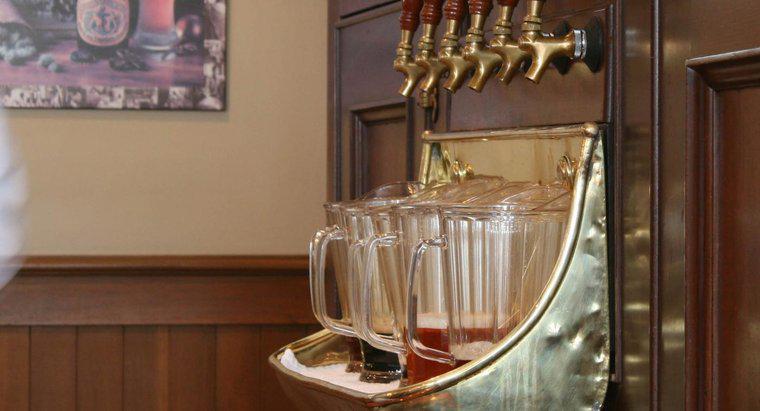 Cât de multe uncii sunt într-un pitcher standard de bere?
