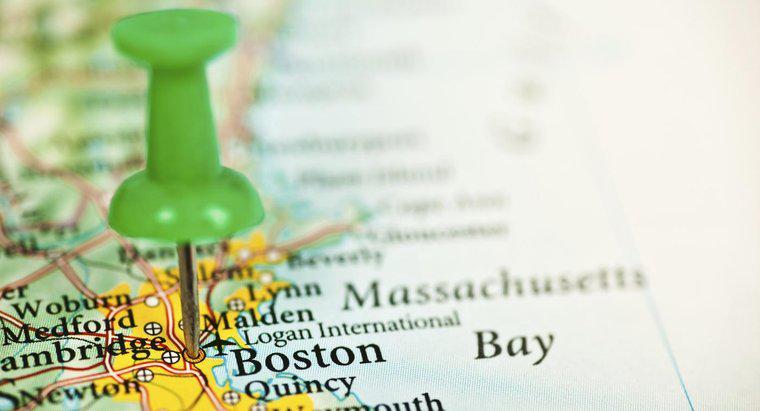 În ce regiune se află Massachusetts?