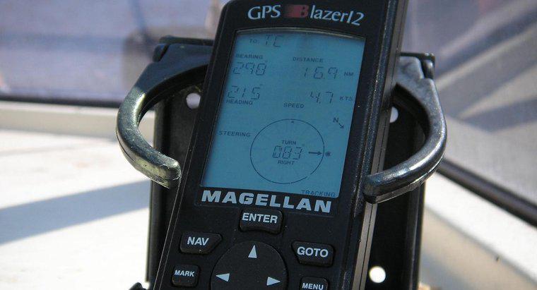 Cum instalezi actualizările GPS Magellan?