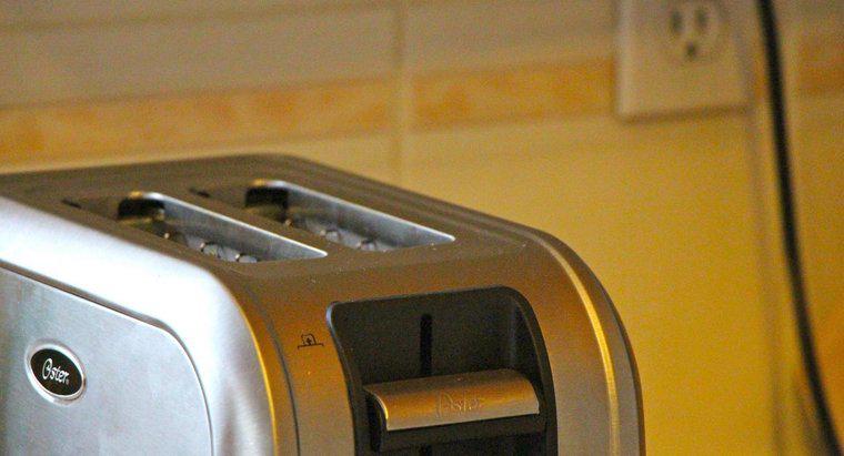Cât de multe wați foloseste un toaster?