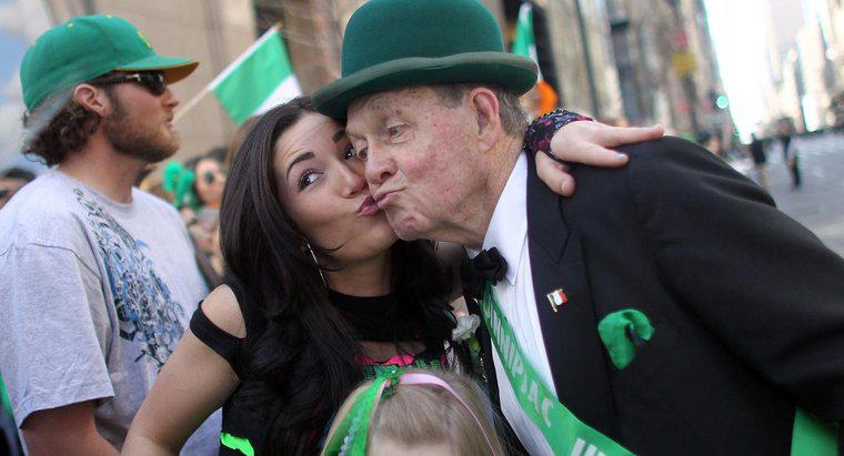 Care este originea "Kiss Me, I'm Irish"?