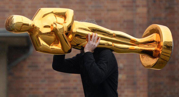 Cine vinde replici de trofee pentru premiile Oscar?
