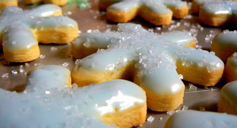 Un favorit tradițional: cookie-urile cu zahăr laminat