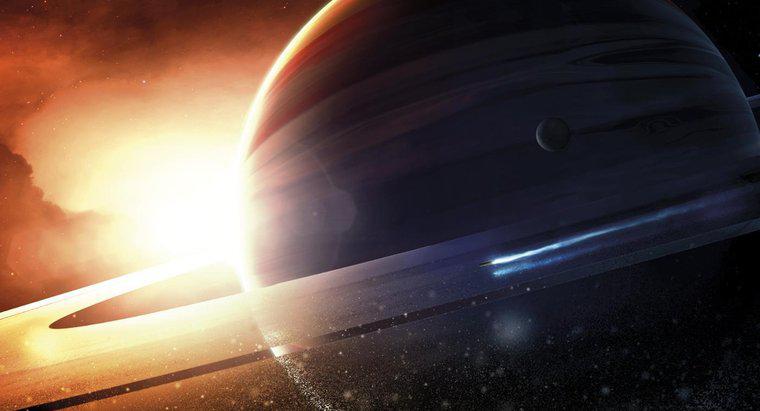 Ce este masa lui Saturn?