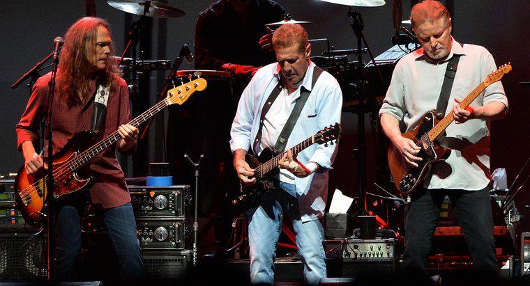 Cine au fost membrii Eagles Original Band?