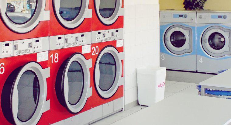 Cine a inventat prima mașină de spălat electric?