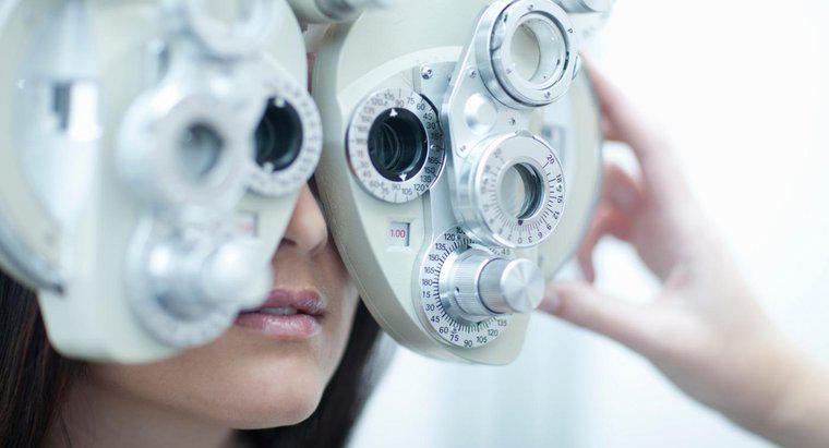 Ce este numit un doctor de ochi?