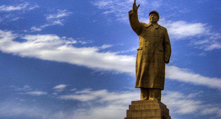Ce sunt realizările lui Mao Zedong?