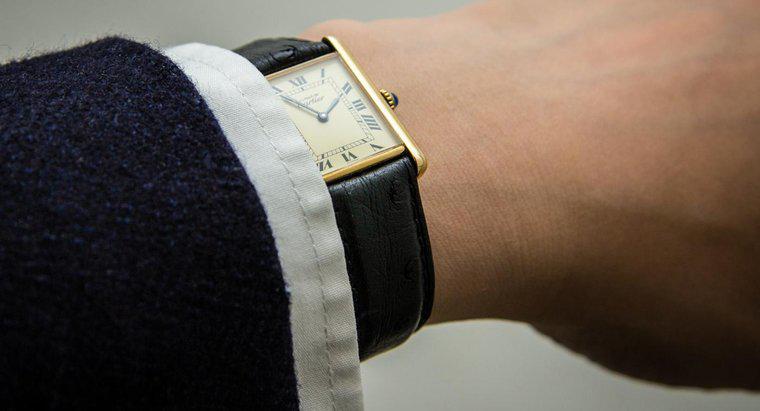 Cum observi un Cartier Fake Watch?