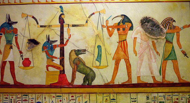 Ce îmbrăcăminte au purtat vechii egipteni?