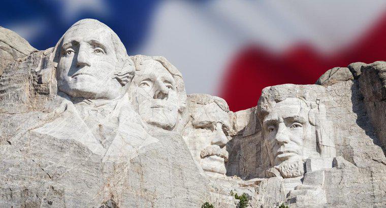 Cine au fost unii dintre cei mai notabili președinți ai Statelor Unite?