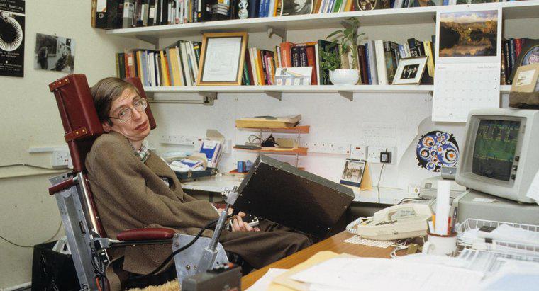 Ce a descoperit sau descoperi Stephen Hawking?