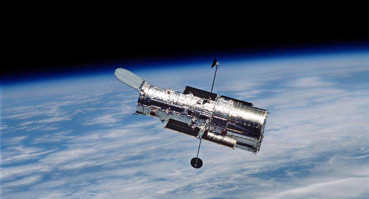 Care este scopul telescopului spațial Hubble?