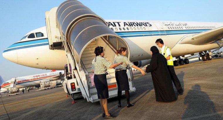 Cum verificați statutul unui zbor al companiei Kuwait Airways?