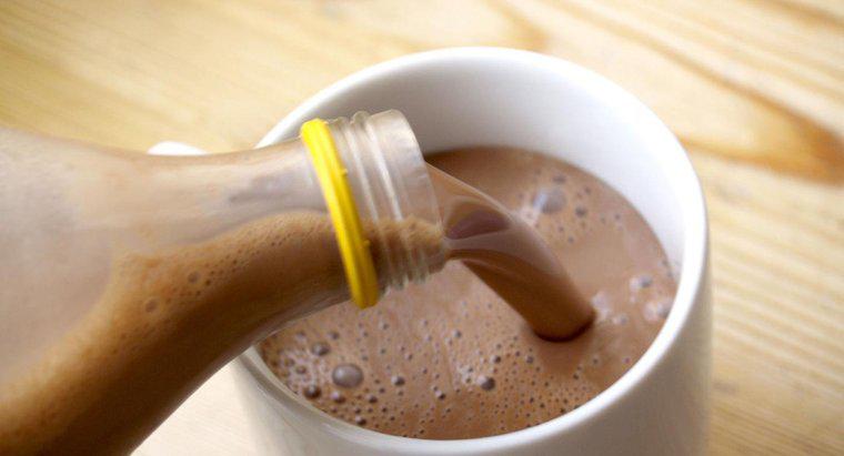 Care este diferența dintre Yoo-Hoo și lapte de ciocolată?